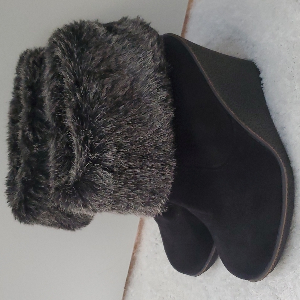 Boots size 7